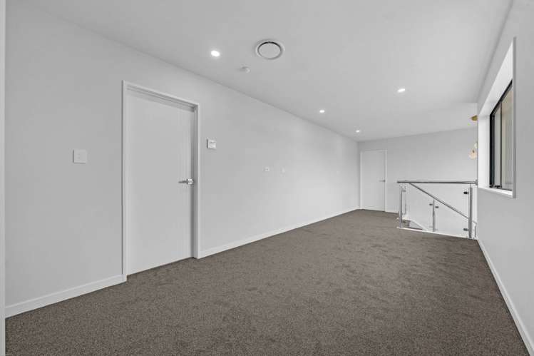 2 Whata Street Clarks Beach_16