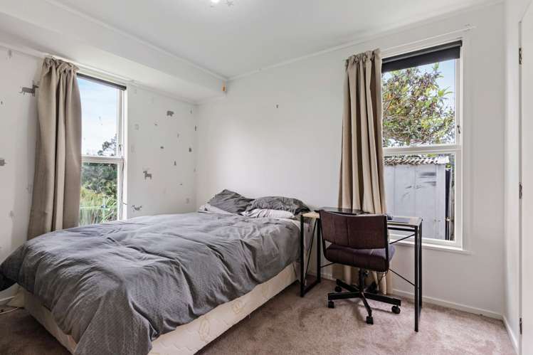 59 Taurus Cres Beach Haven_8