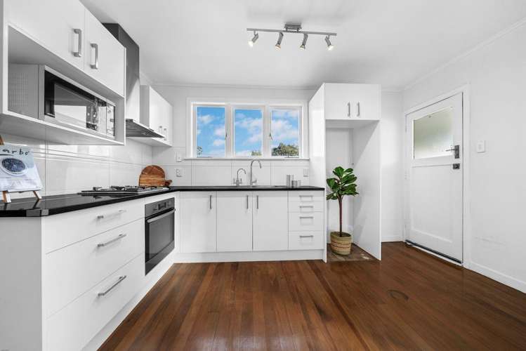 71 Larnoch Road Henderson_9
