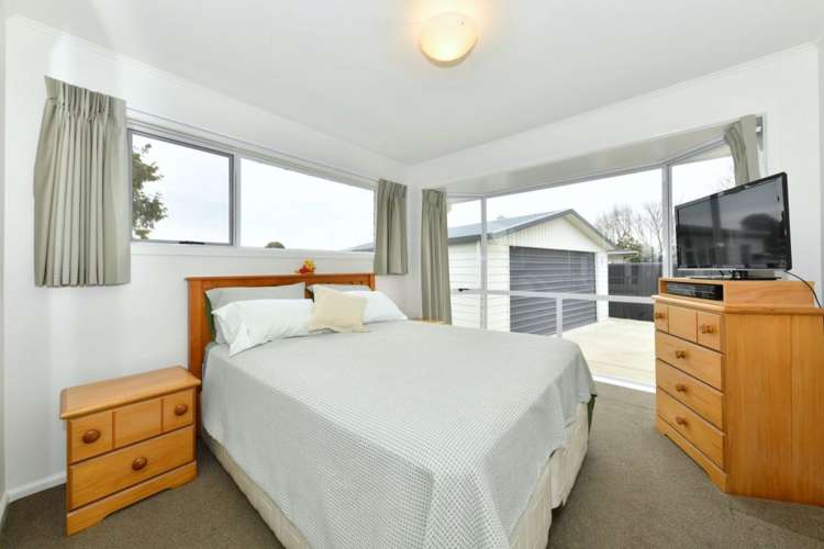 9 McCorkindale Place Shirley_14