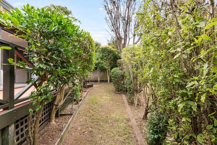 2/63 Alexander Street Cockle Bay_15