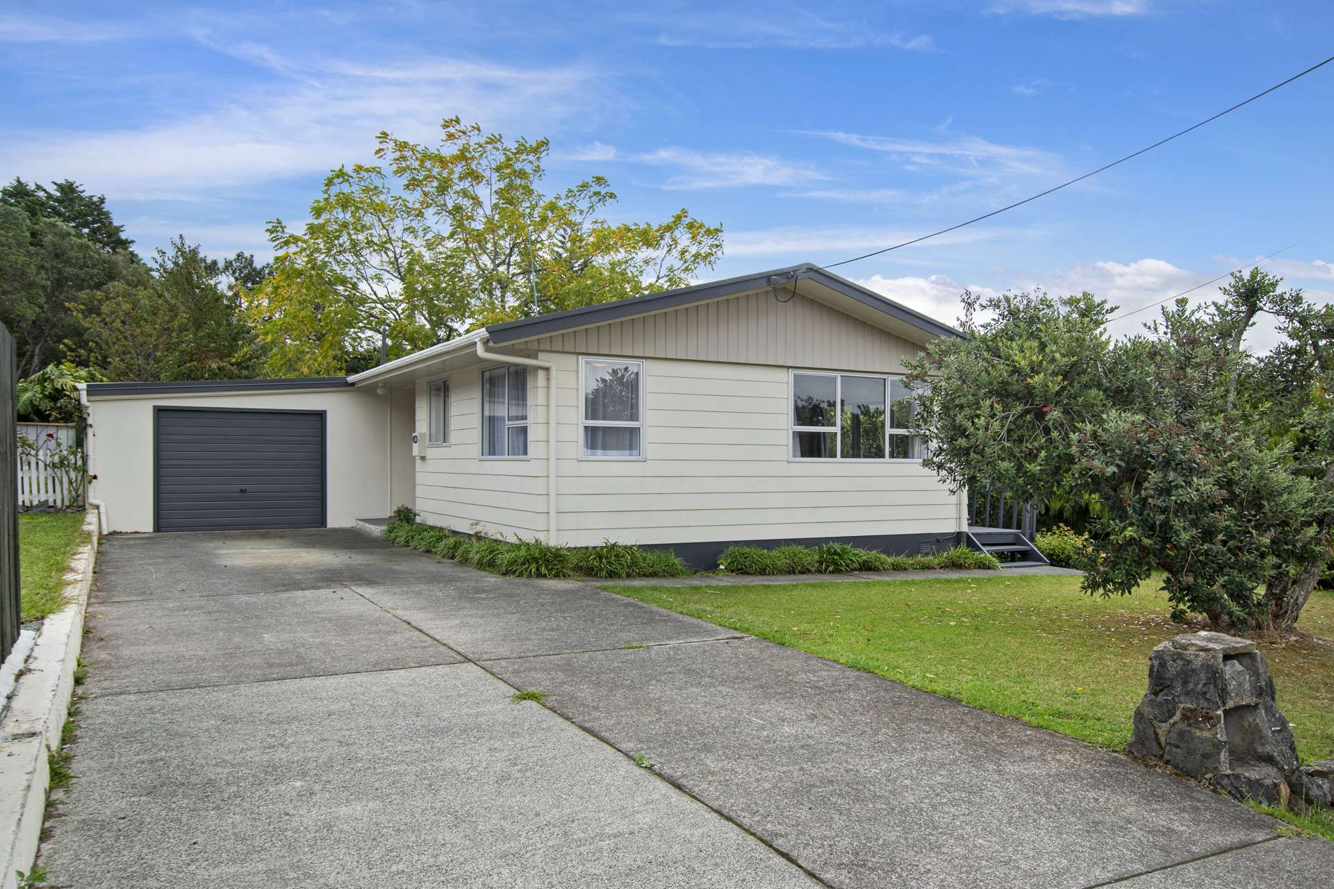 20 Raewyn Street Morningside_0