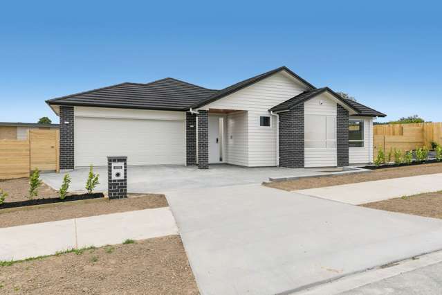 4 Byron Drury Way Riverhead_1