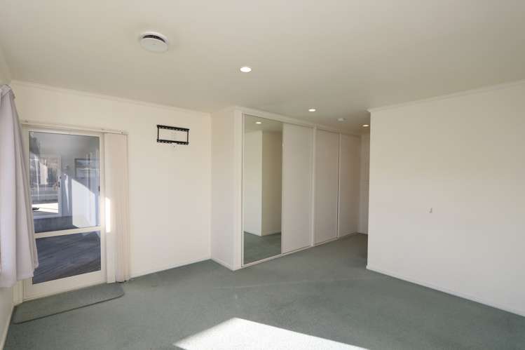 63 Kelvin Crescent Allenton_15