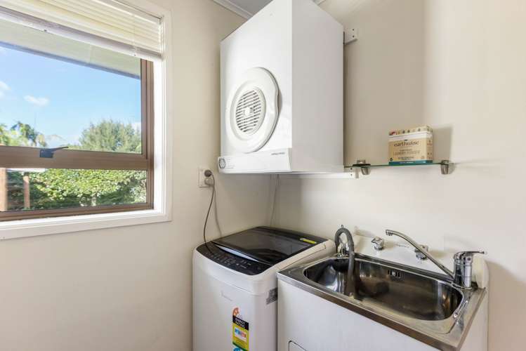 32 Colum Place Bucklands Beach_18