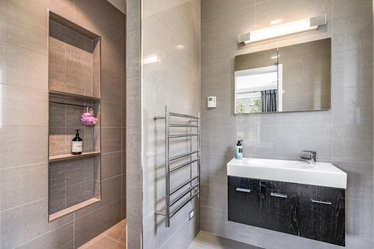 20 Ruru Avenue Otatara_25