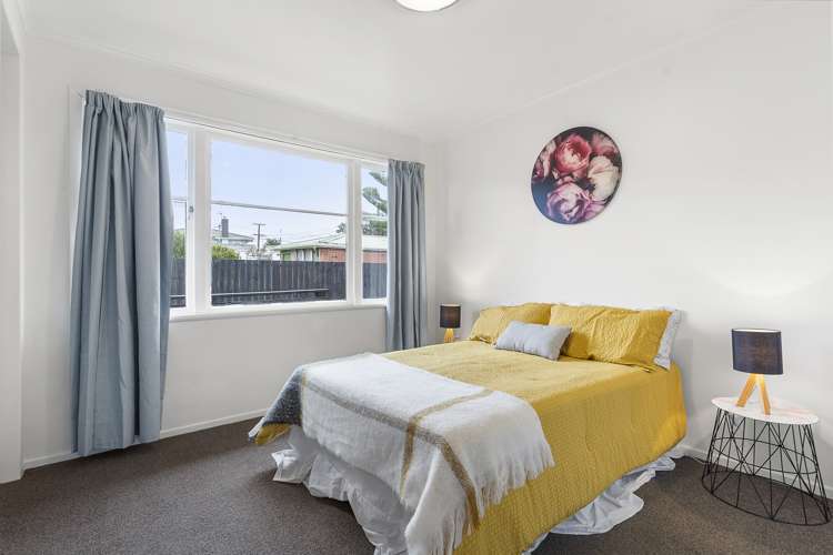 5 Fairclough Road Beach Haven_7