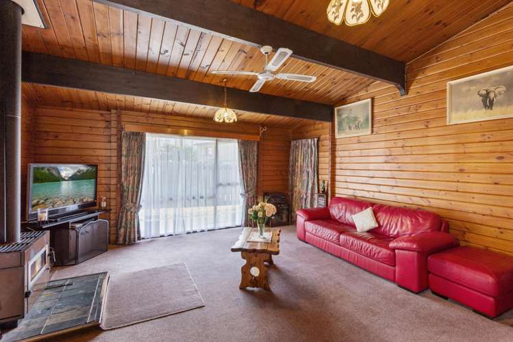 34 Black Peak Road Omarama_5