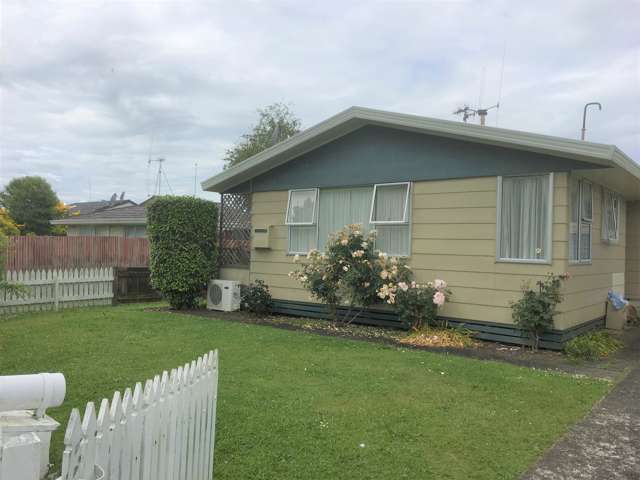 437 Kahikatea Drive Dinsdale_1