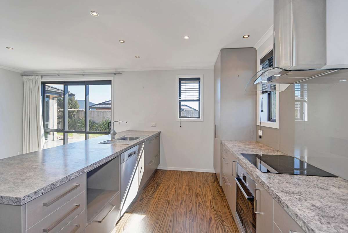9 Fairose Drive_1
