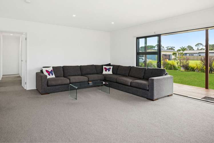 101 Kelly Jade Avenue Matarangi_4