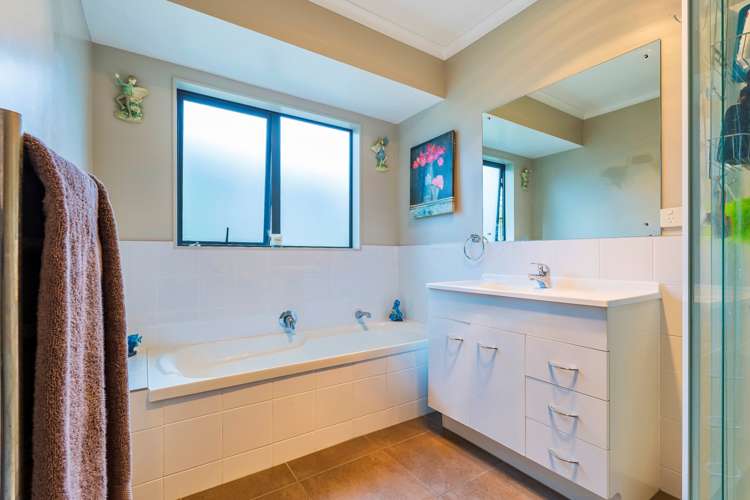 13 Woodcroft Way Pukekohe_10