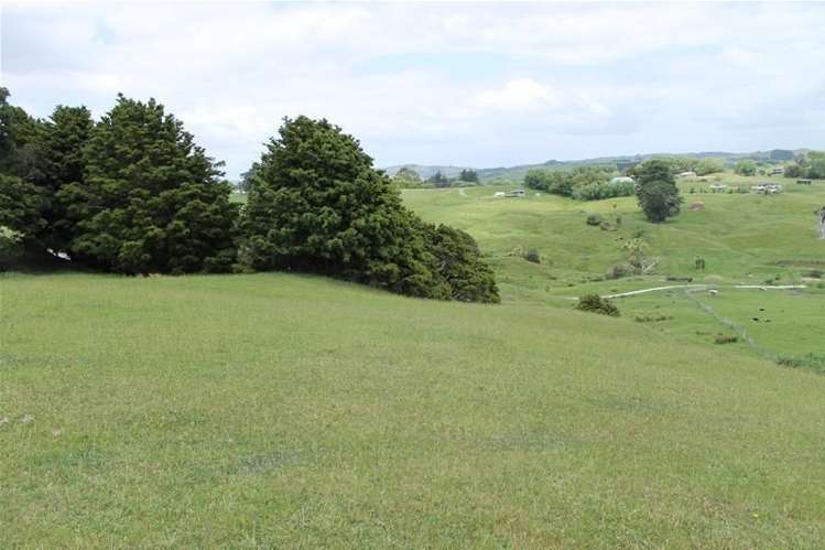 243c Mountain Road Maungaturoto_16