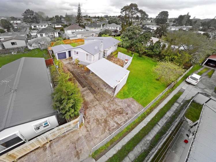 8 Maybelle Place Kelston_2