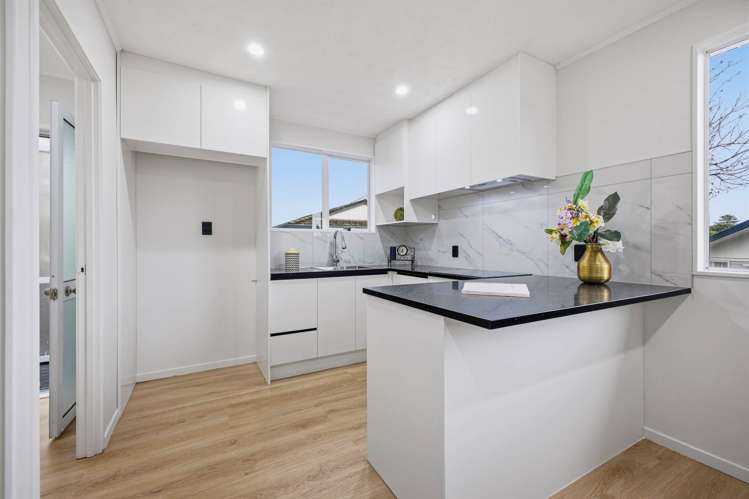 2/14 Silver Creek Road_4