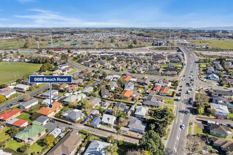 98b Beach Road Pahurehure_22