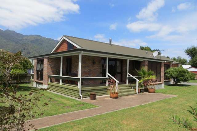 Te Aroha - 3 Bedrooms Fixed Term