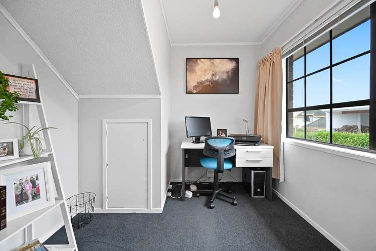 5 Monique Place Dinsdale_11