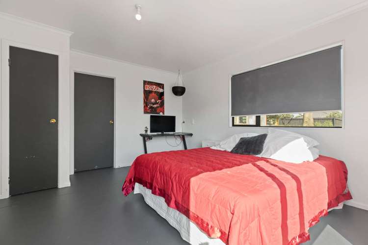 6 Sandspit Road Waiuku_14