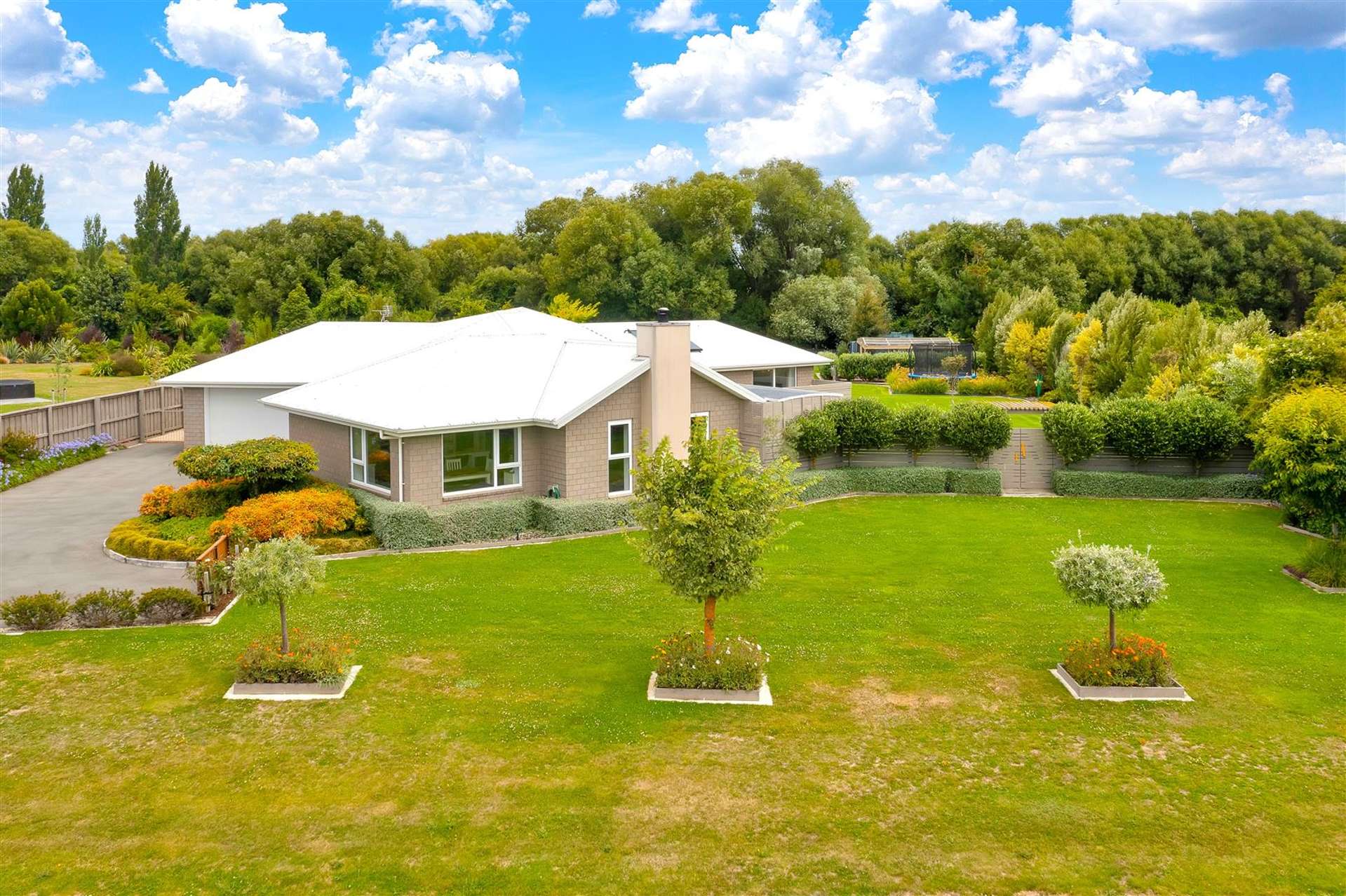 8 Riverside Way Amberley_0