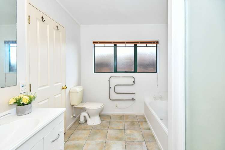 3a Belleek Close Manurewa_10