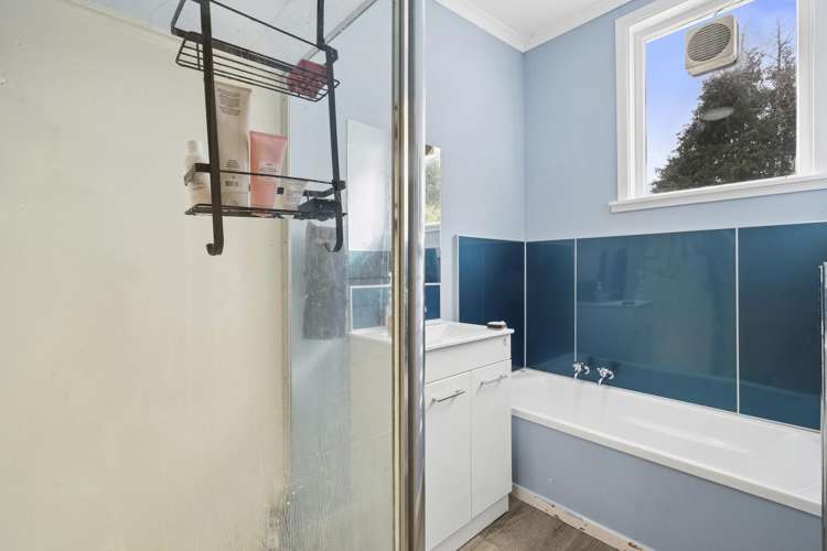 112 Hine Road Wainuiomata_11