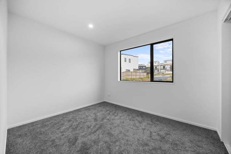 64A Crestview Rise Papakura_16