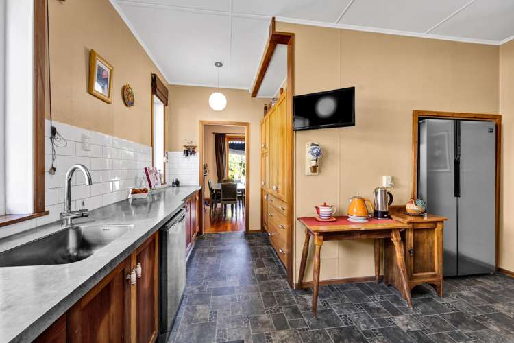 70 Collins Street Hawera_14