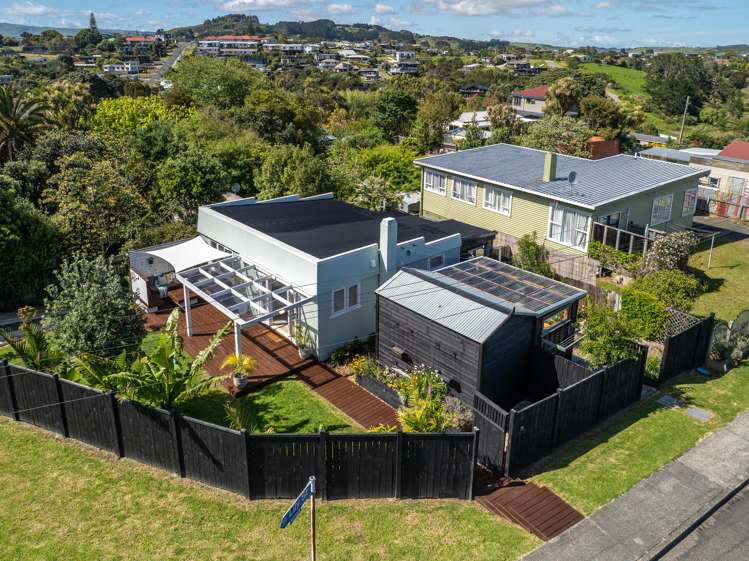 21 Government Road Raglan_15