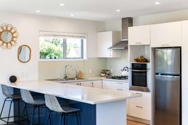 4 Marina View Paremata_4