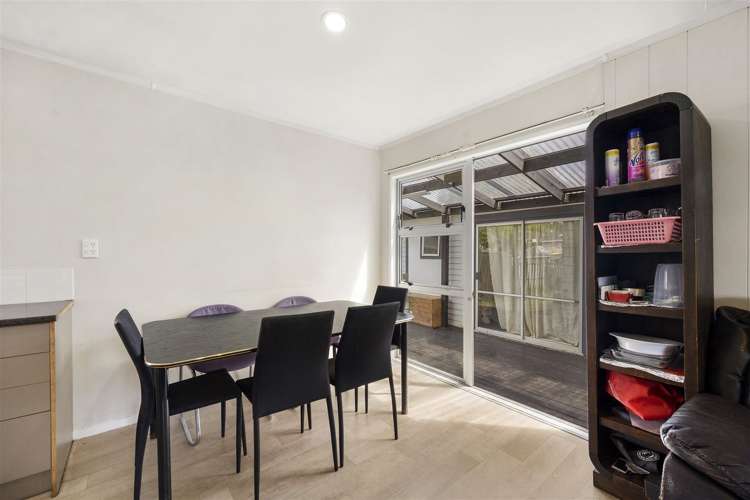 7 Frobisher Way Clendon Park_5