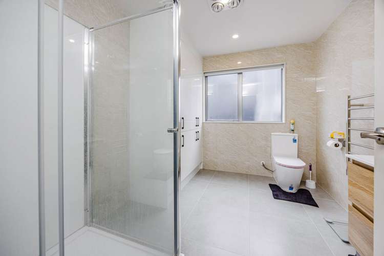 4 Hautoa Lane Flat Bush_15