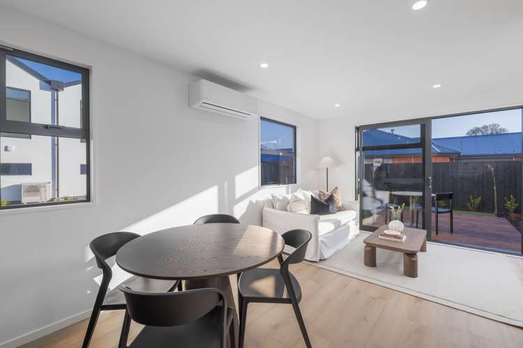 3/232 Geraldine Street Edgeware_5
