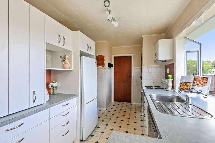 48 Trigg Crescent Taradale_5