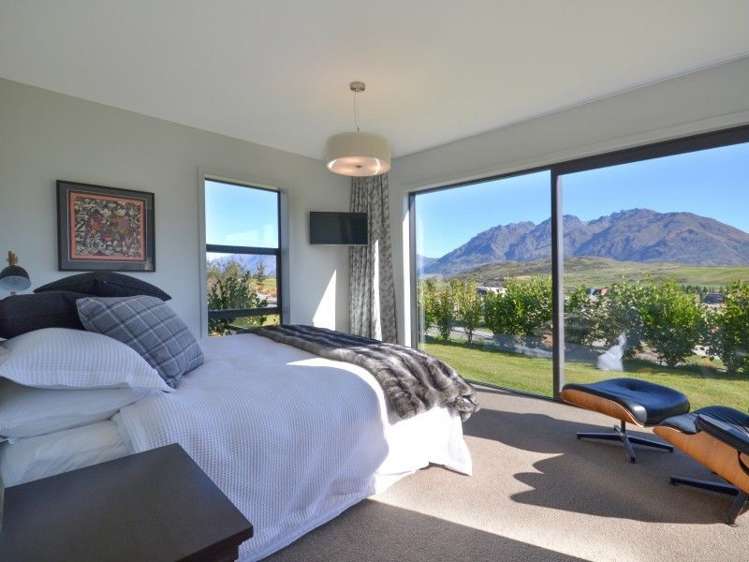 50 Falconer Rise Jacks Point_5