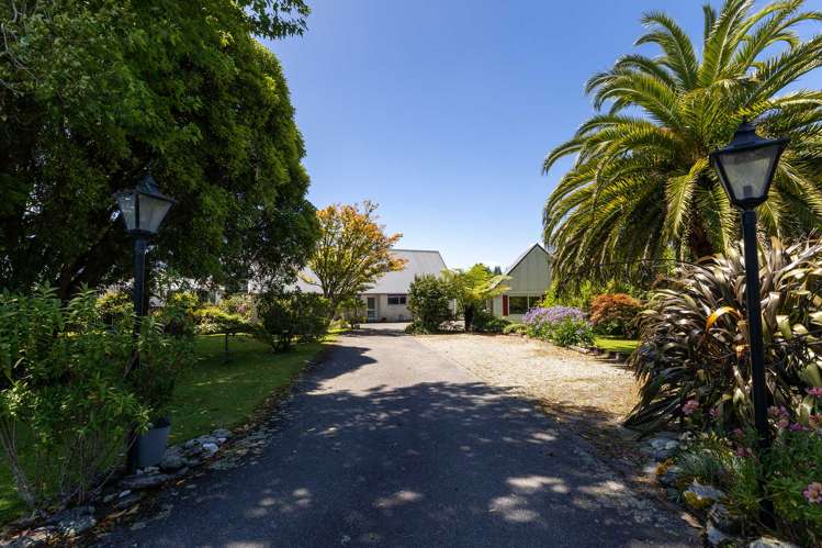 28 Hokitika-Kaniere Tramway Kaniere_17