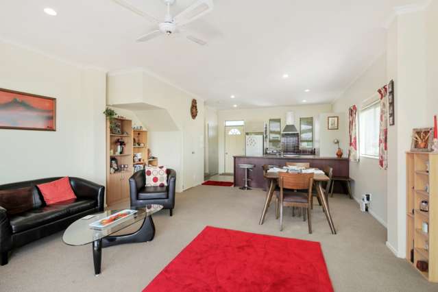 18/150 Chapel Road Flat Bush_3