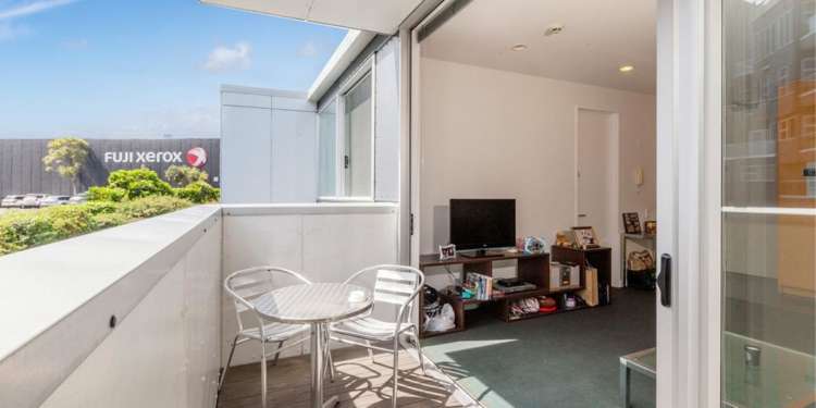 406/22 Fisher-Point Drive Auckland Central_6