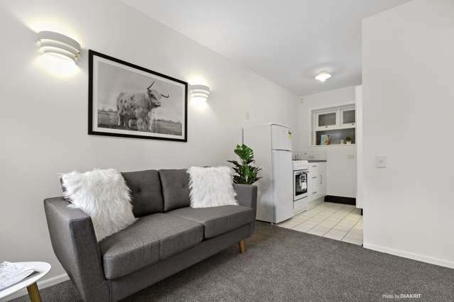 1/51 Adams Terrace Kelburn_1