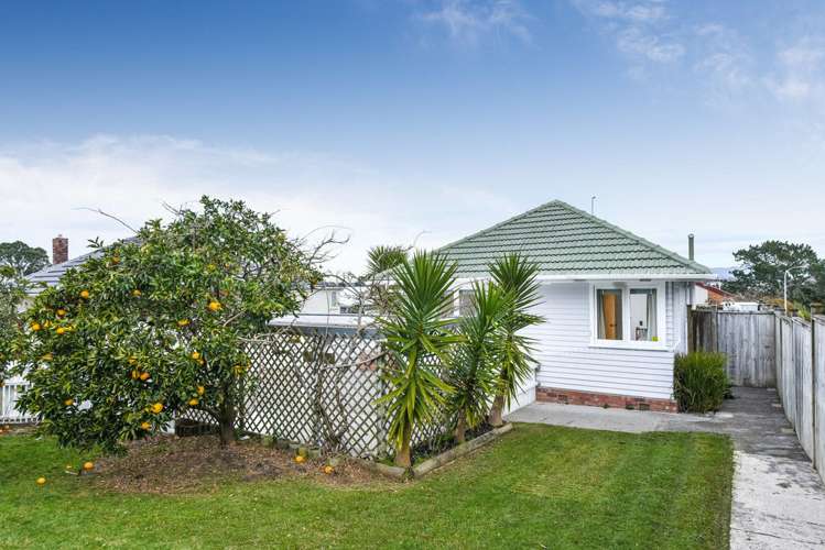 18a Waione Avenue Te Atatu Peninsula_11