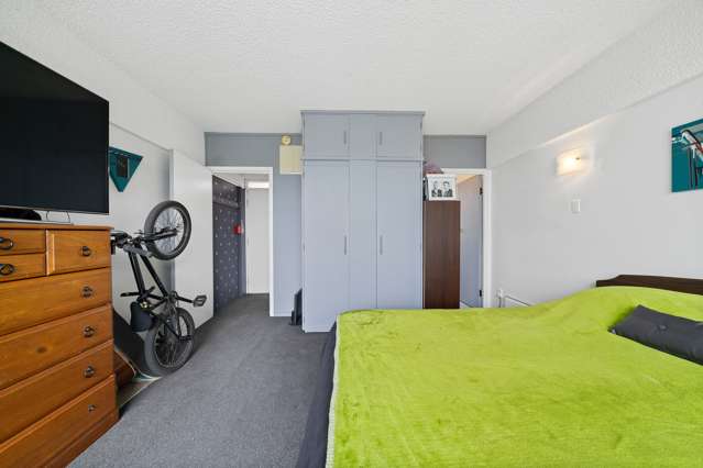 4c/20 Maarama Crescent Aro Valley_2