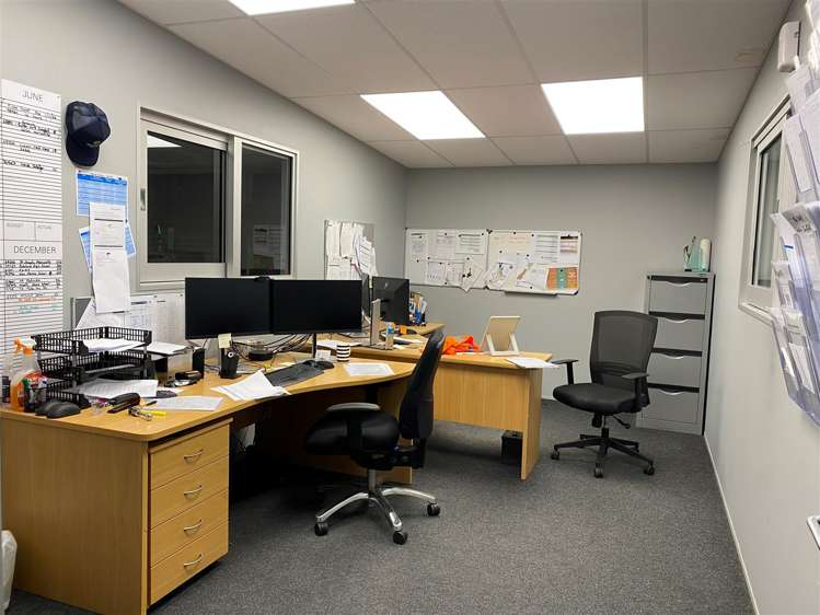 Rear Part Of 86 The Boulevard Te Rapa_2