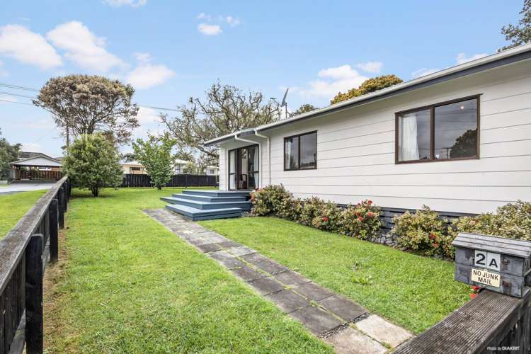 1/2 Hughes Terrace Te Atatu Peninsula_1