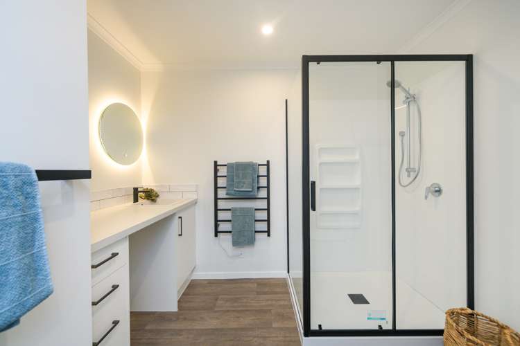 1c Hereford Street West End_13