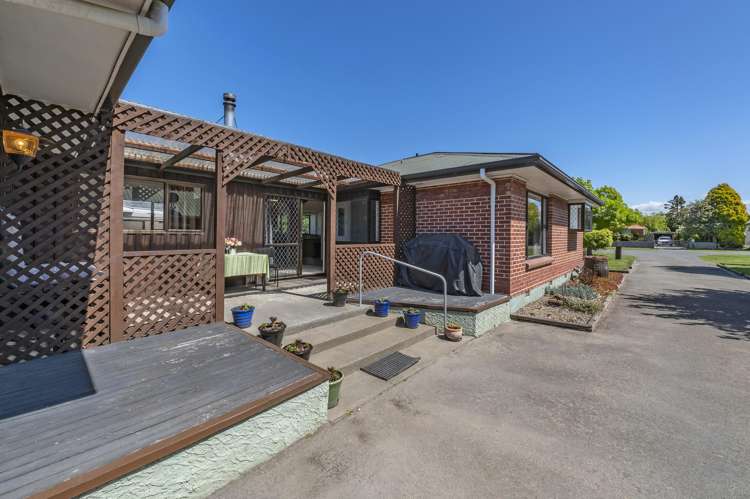 12 Longden Street Darfield_24