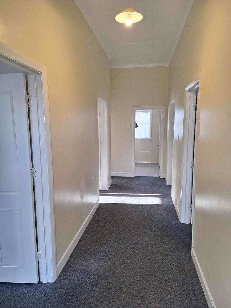 21 Worcester Street West End_5