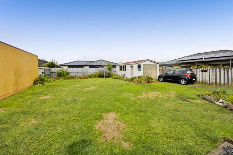 84 and 84a Argyle Street Hawera_16