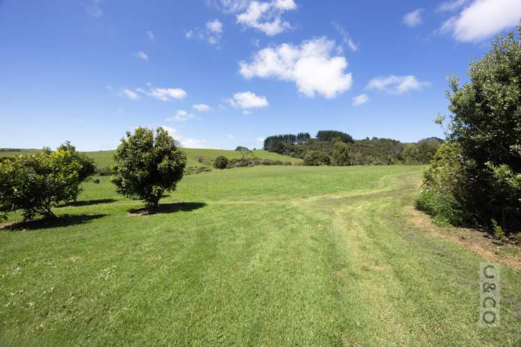 83 Mount Albion Rise Taupaki_18