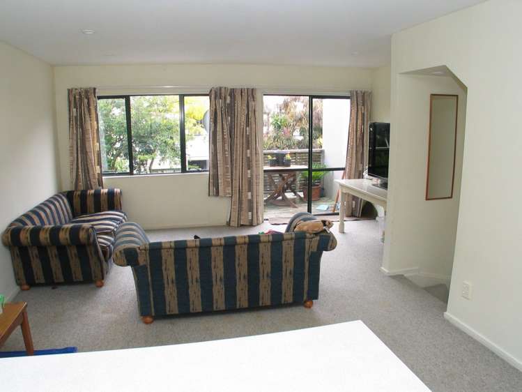 20/12 Ambrico Place New Lynn_6