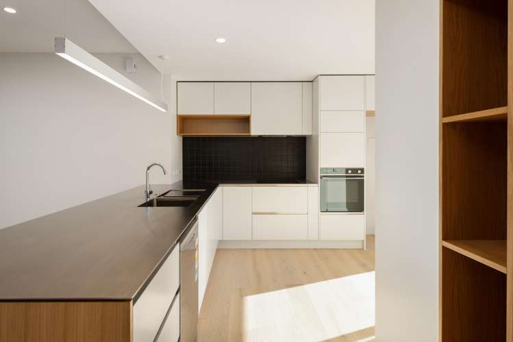 25 and 27 Blackmore Place Springlands_28